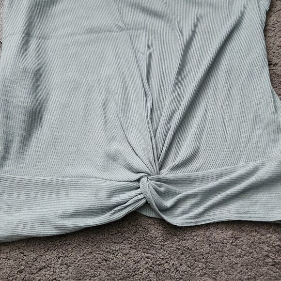 💥 5 for $25!! Pink Republic Knit Tank Bundle - Picture 3 of 7